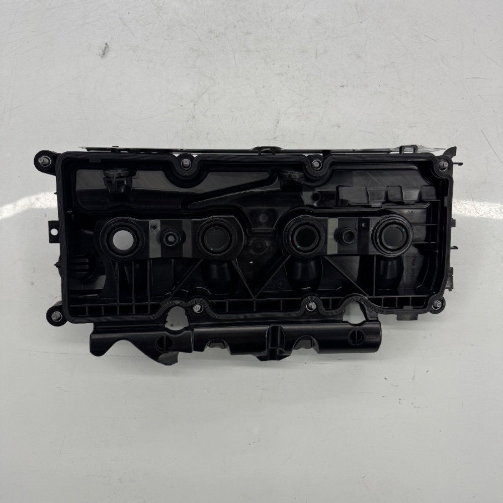 -valve-cover-05l103469c-12