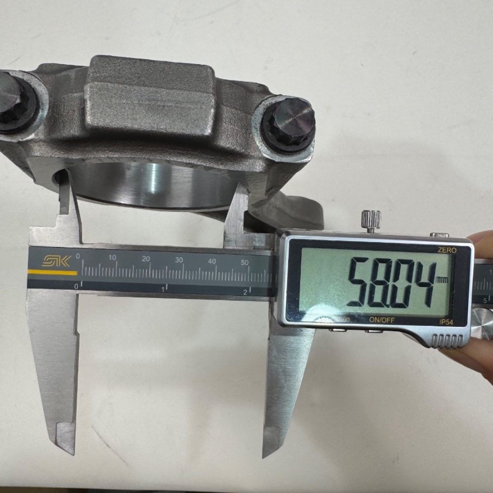 2.0t-diesel-new-aj200-204dta-connecting-rod-lr082541lg-64