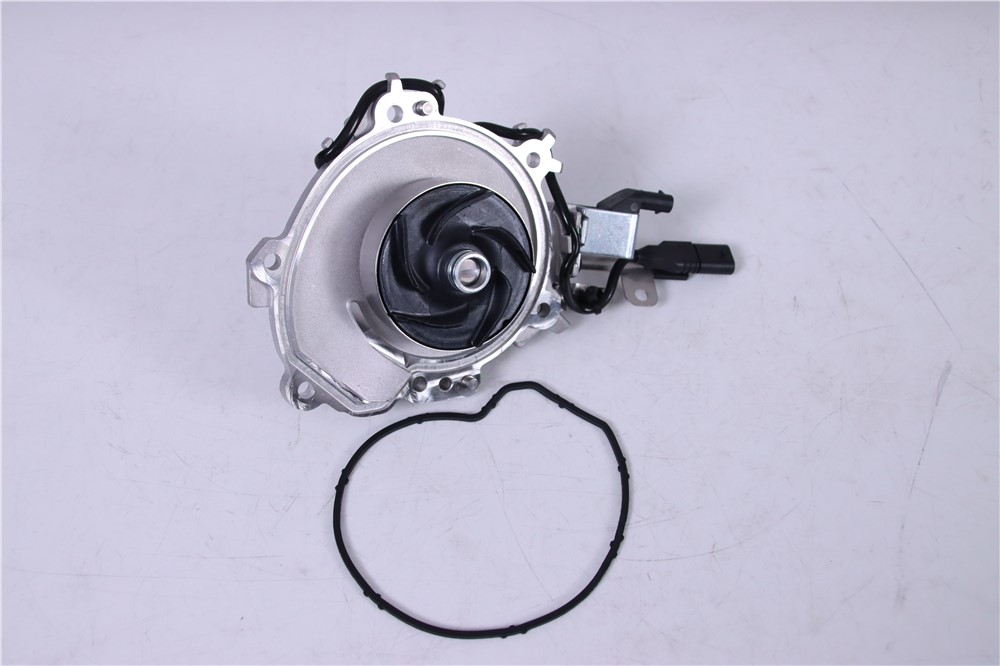 2.0t-diesel-new-aj200-204dtd-dta-water-pump-lr127859-6