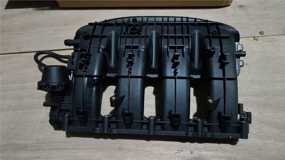 a3-2.0-Ansaugkrümmer-06k133201t-2