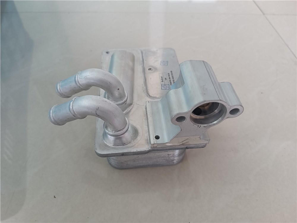 a6-a7-2.0-3.0-radiator-4g0317021ar-6