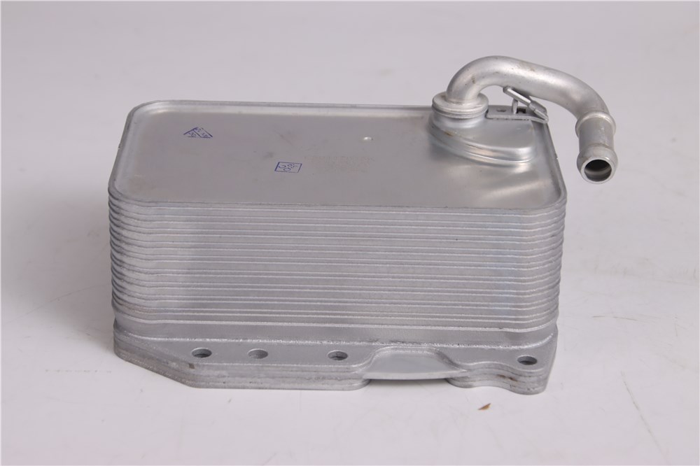 audi-a8l-3.0t-oil-cooler-9a711701540-2