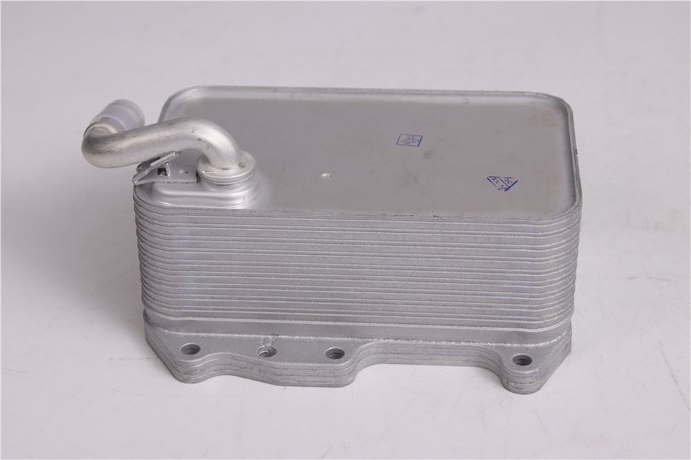 audi-a8l-3.0t-oil-cooler-9a711701540-4