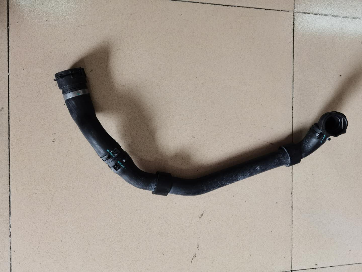 audi-pipe-5n0122051bd-2