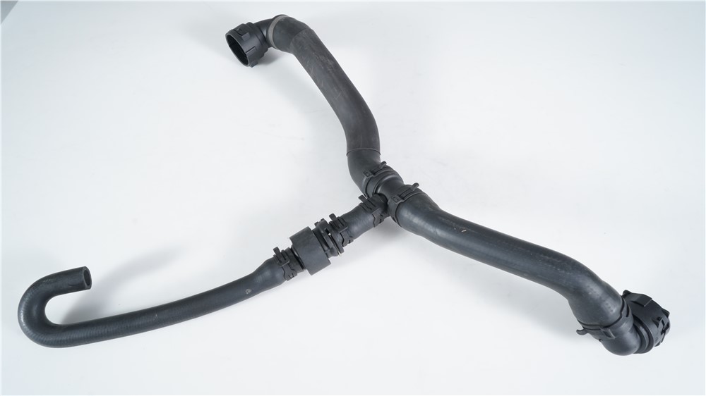audi-pipe-5n0122101r-4