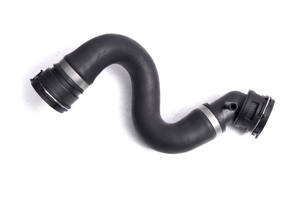 audi-pipe-7l8122101d-16