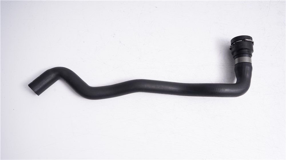 audi-pipe-8r0-819-371-e-2