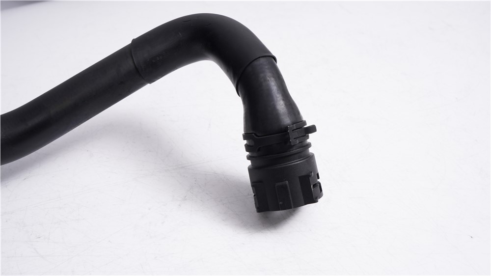 audi-pipe-8r0121055ab-8
