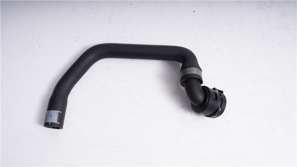 audi-pipe-8r0819332g-2