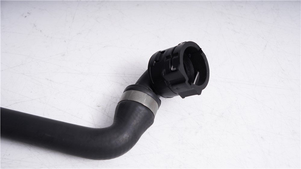 audi-pipe-8r0819332g-6