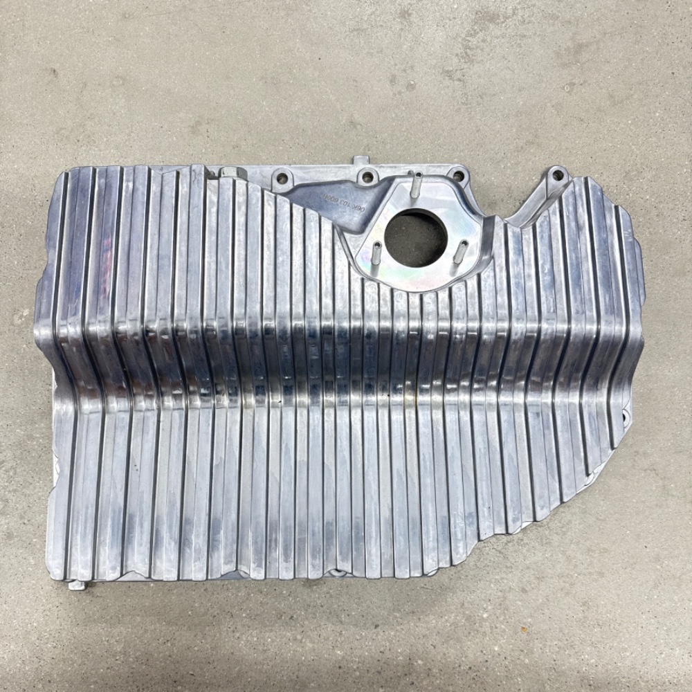 b91.8t-flat-bottom-oil-pan-06k103600r-76