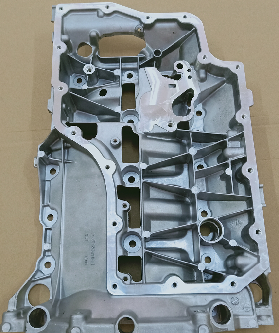 b92.0t-a4l-middle-section-of-oil-pan-l06l103603bb-2
