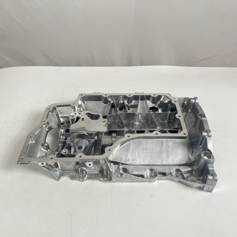 b92.0t-a4l-middle-section-of-oil-pan-l06l103603bb-8