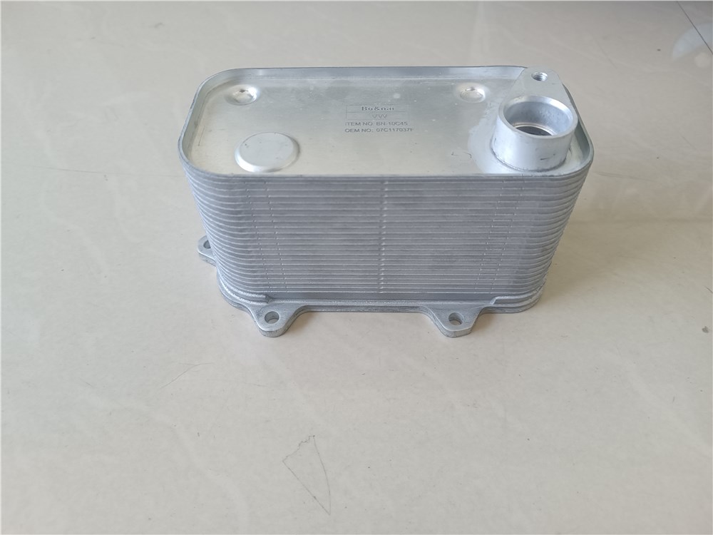 bentley-continental-6.0-oil-cooler-07c117037f-2