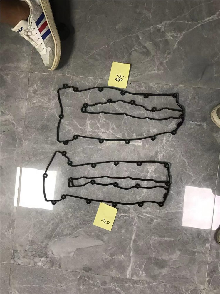 benz-651-old-valve-cover-gasket-a6510160021-10