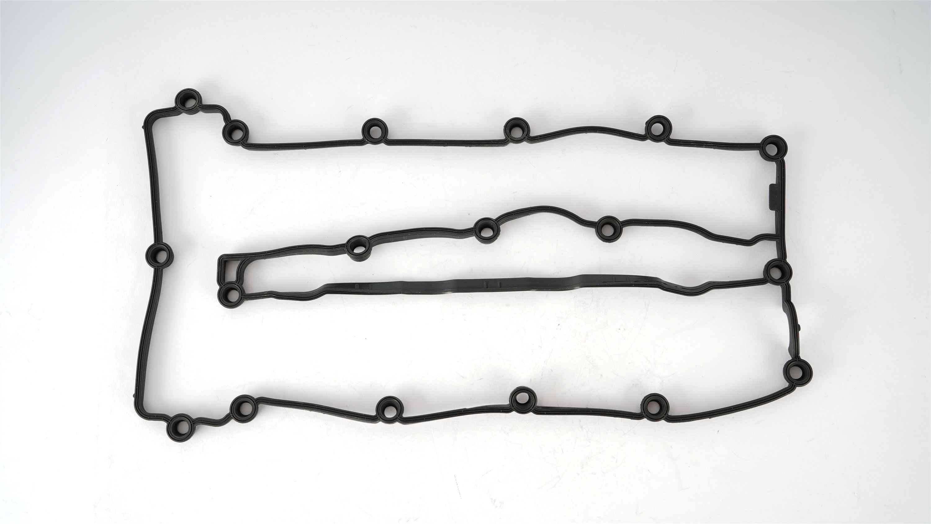 benz-651-old-valve-cover-gasket-a6510160021-2