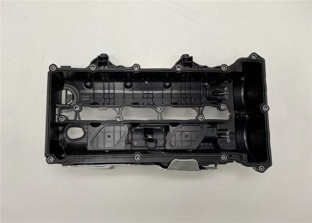 benz-om654-2.0t-valve-cover-a6540169300-8