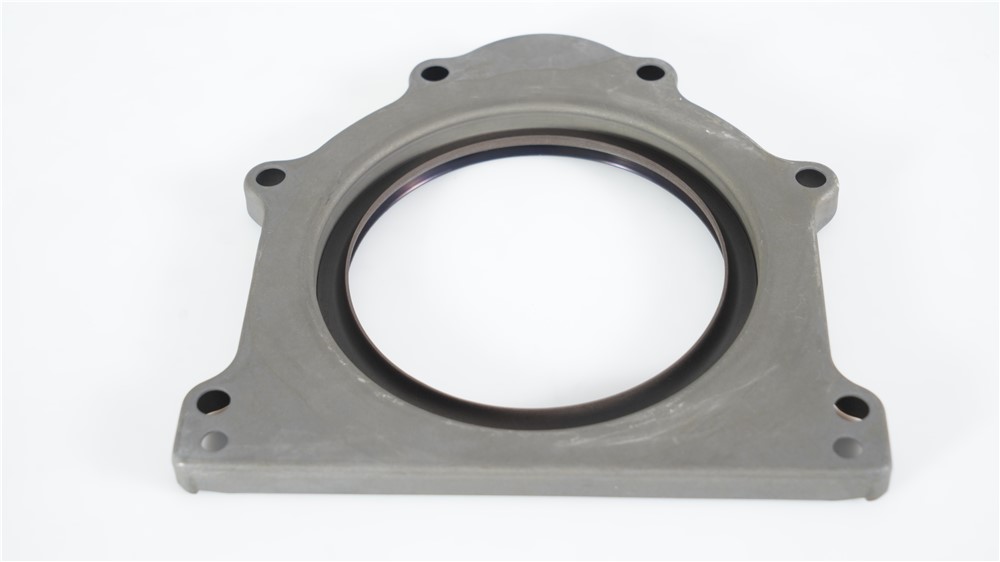 benz133-2.0t-crankshaft-rear-oil-seal-a1330100700-2