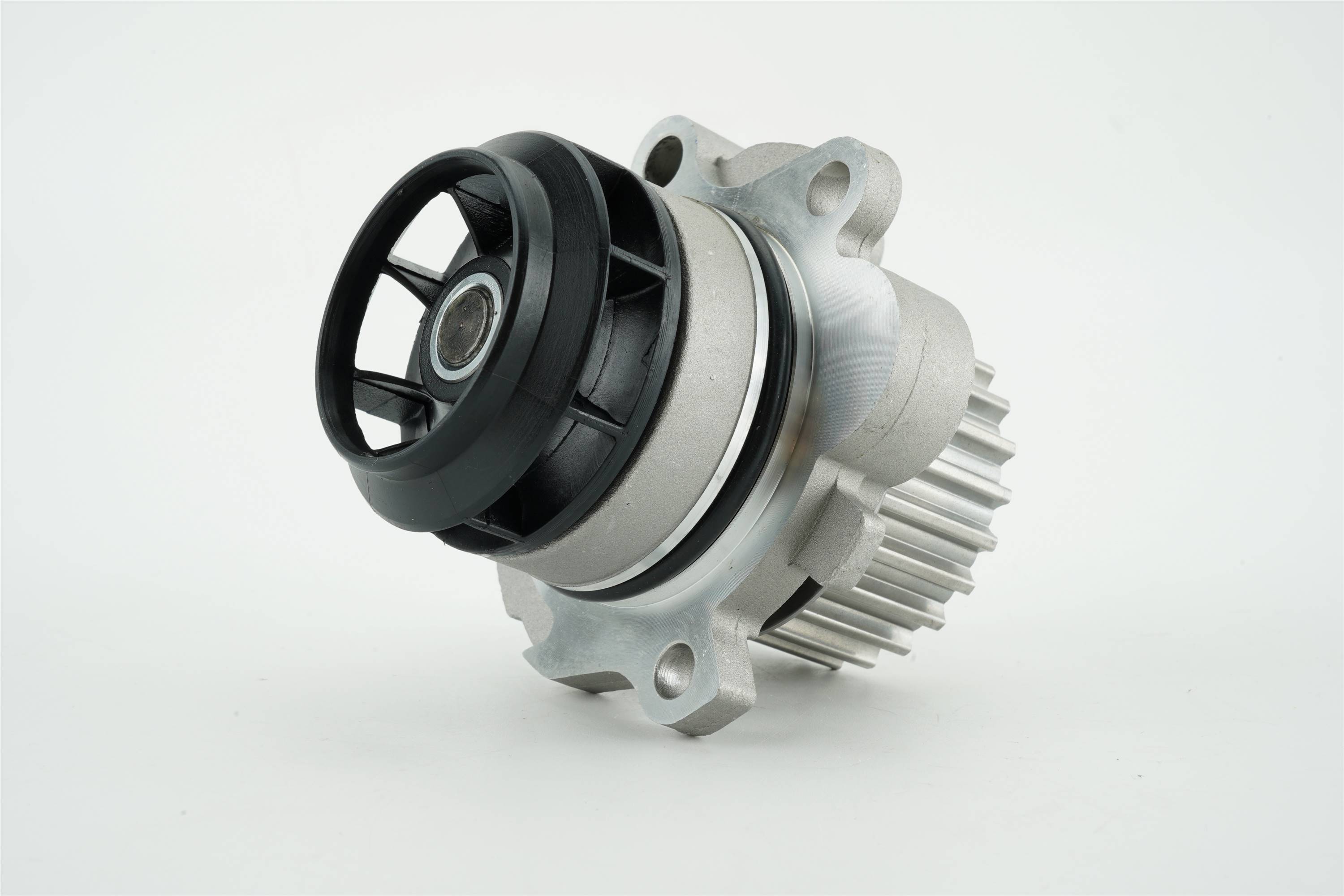 big_466805392408646_466919642660933_1845