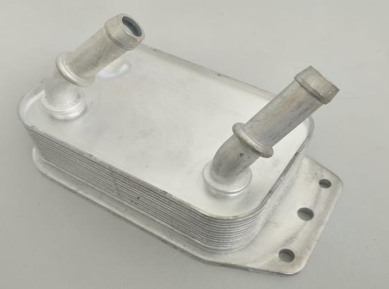 buick-gl8-cadillac-ct4-2.0-oil-cooler-55497871