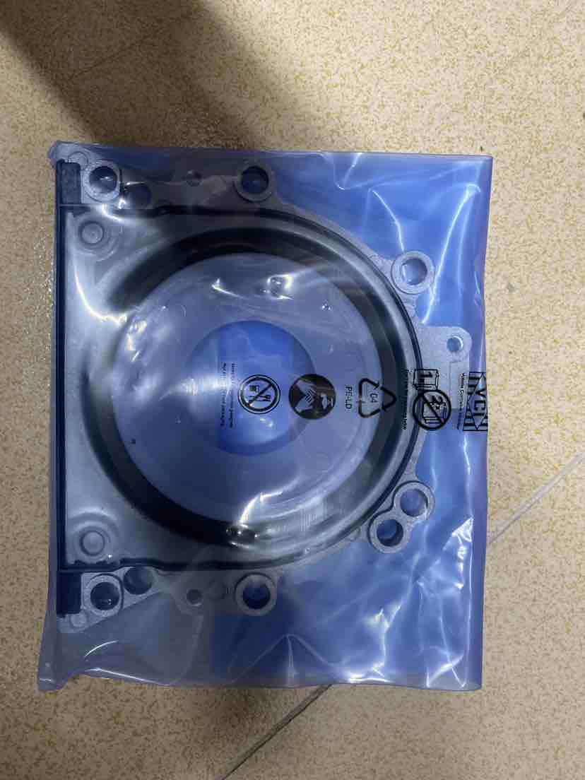 c62.0t-b5-crankshaft-rear-oil-seal-i01040074