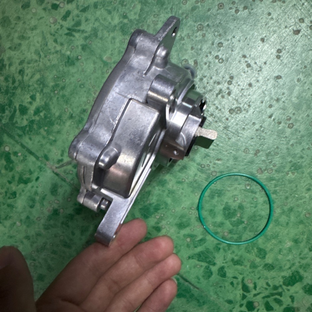 c62.0t-tt-2.0t-vacuum-pump-06d145100h-14