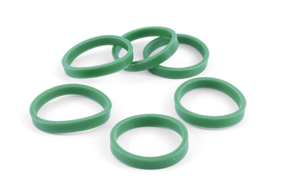 c62.4-2.8-3.2-c72.5-2.8--q53.2-----c63.0t-gasket-06e198717b-4