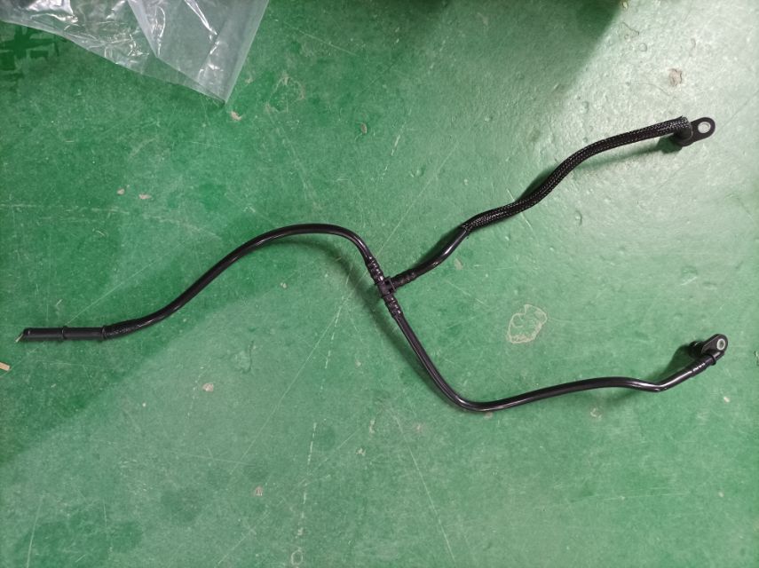 cayenne-4.8-pipe-94810602603