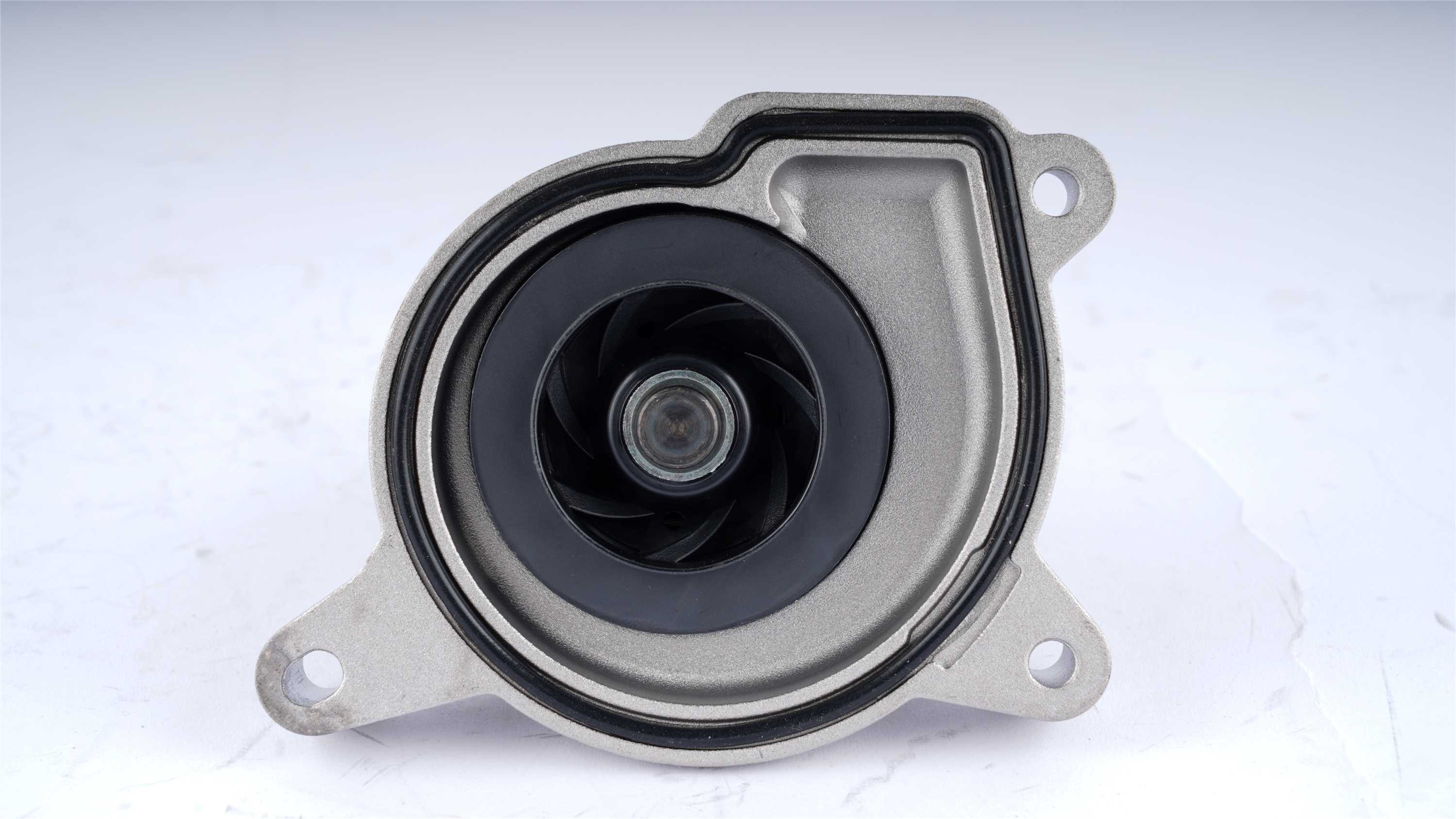 ea111-1.4t-3-claws-water-pump-03c121008h-2