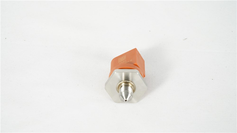 ea111-1.4t-fuel-pressure-regulator-03c906051h-2
