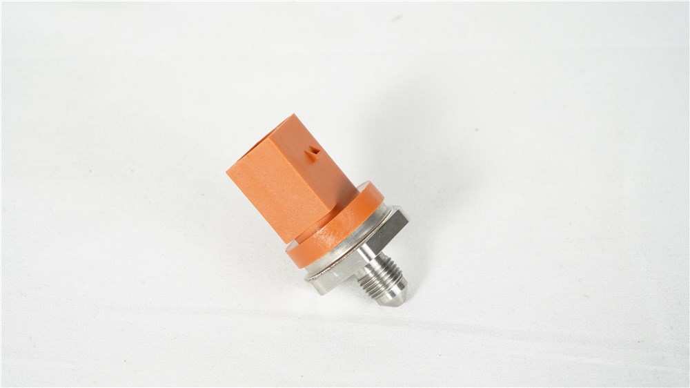 ea111-1.4t-fuel-pressure-regulator-03c906051h-4