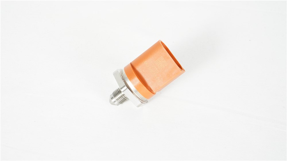 ea111-1.4t-fuel-pressure-regulator-03c906051h-8