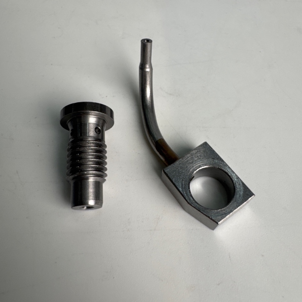ea211-1.4-1.4t-4.6-cylinder-nozzle-04e103157d-2