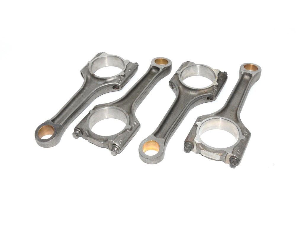 ea8881.8t-fine-pin-connecting-rod-06j105401d