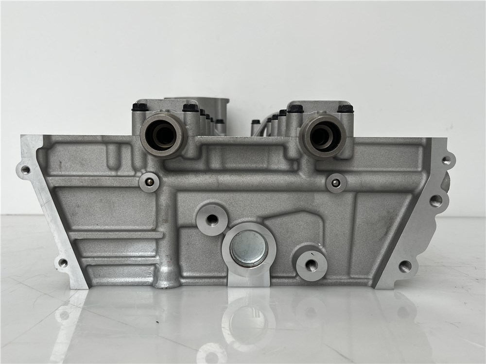 focus-1.0-cylinder-head-assembly-1857524-12