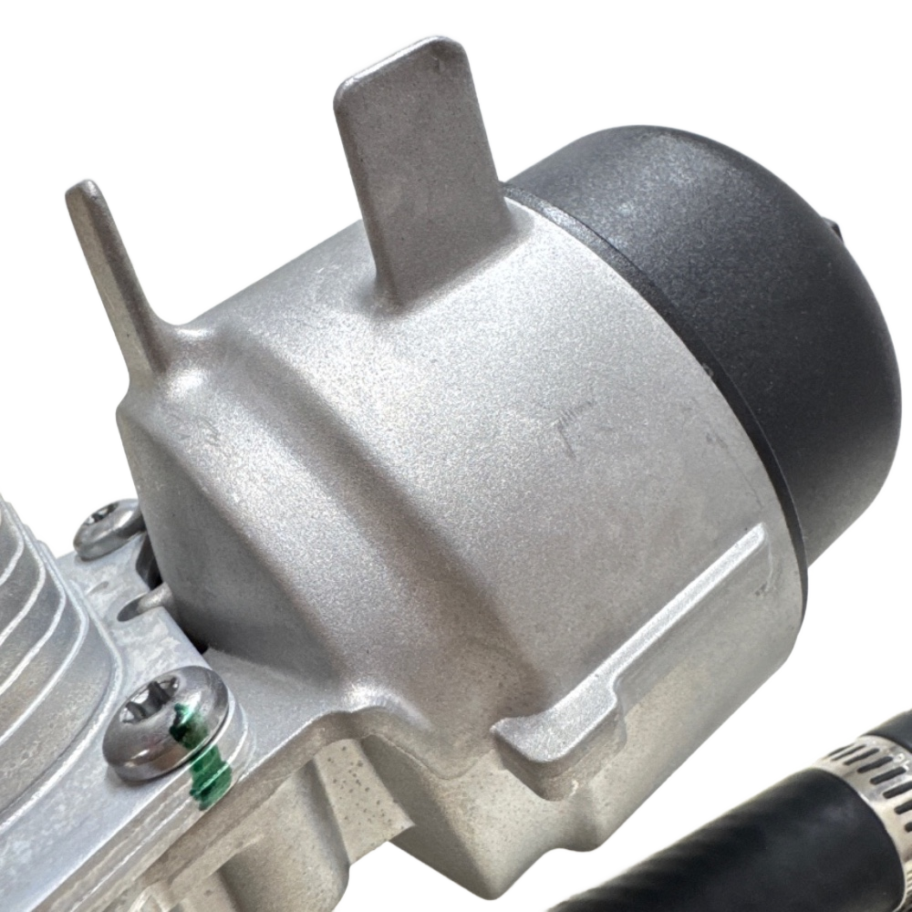 ford-focus-2.0-oil-filter-housing-1103l3-8