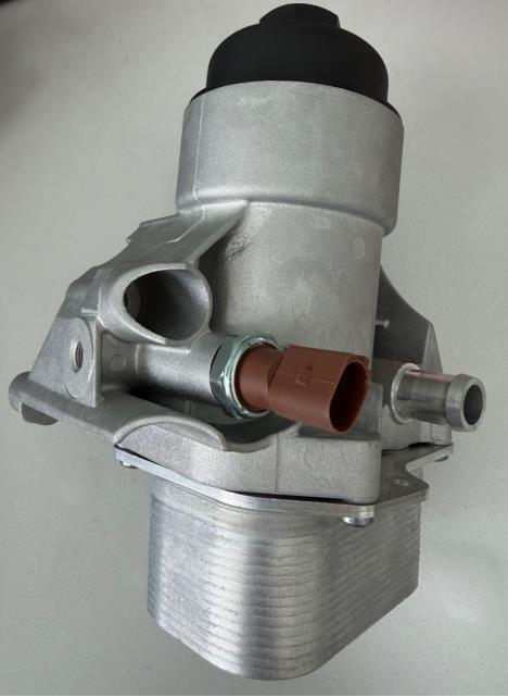 golf-1.6-2.0-oil-filter-housing-03n115389a
