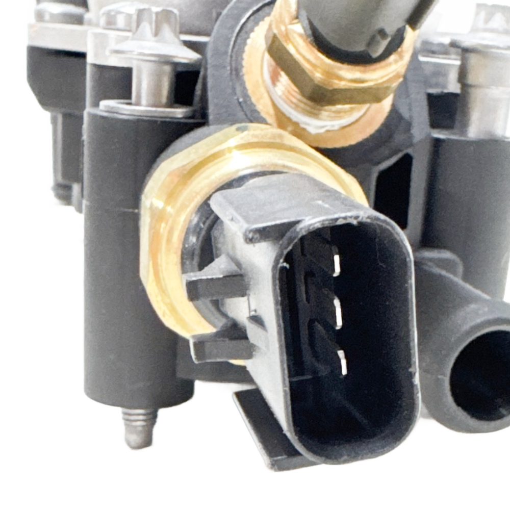 jeep-grand-cherokee-3.6-oil-filter-housing-68105583af-10
