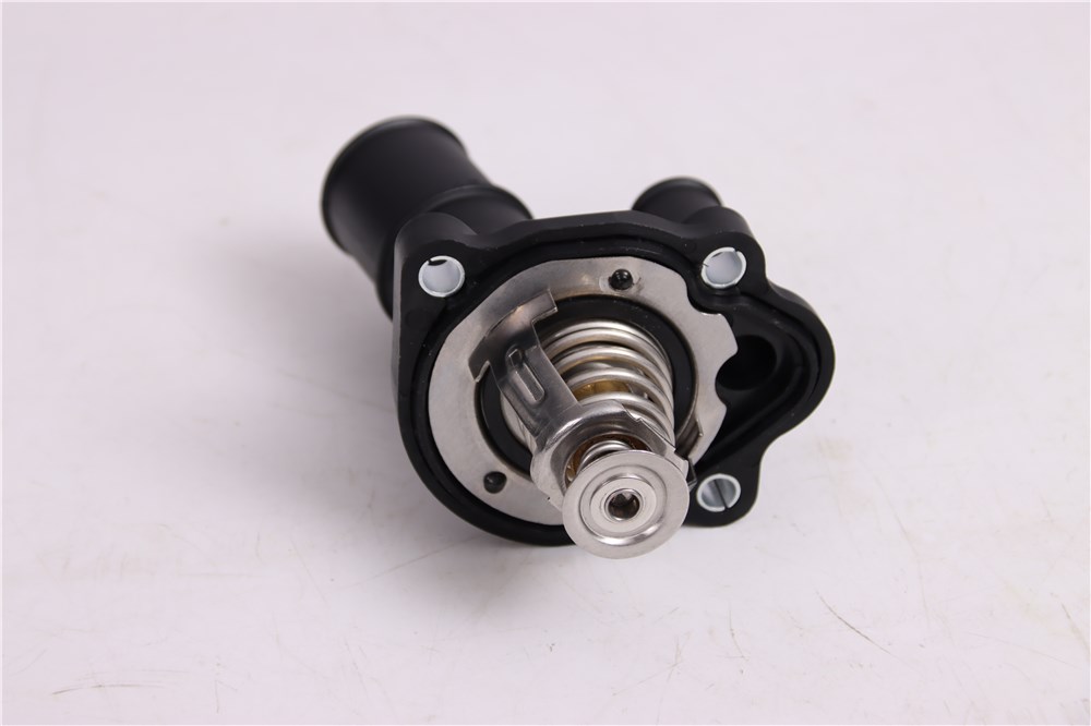land-rover-240hp-2.0t-termostato-lr027158-6