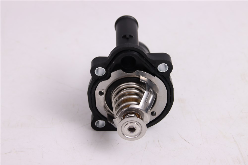land-rover-240hp-2.0t-termostato-lr027158-8