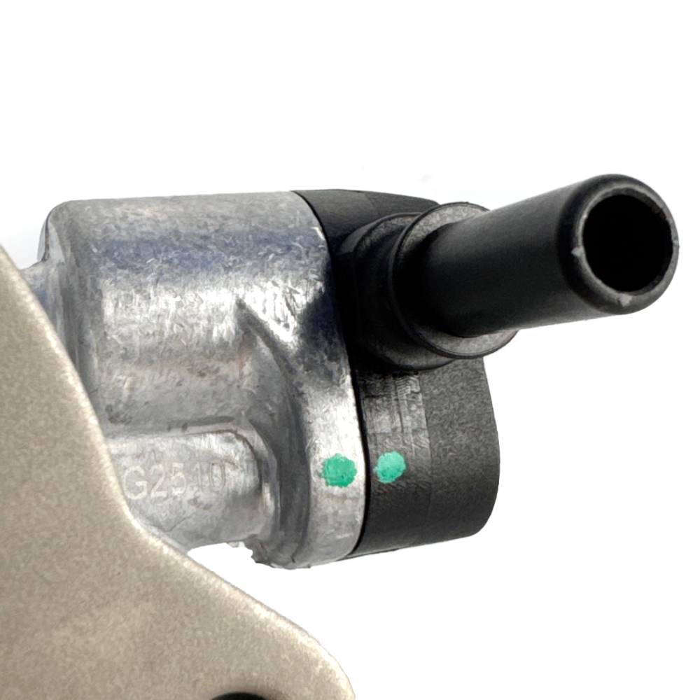 land-rover-3.0-5.0-vacuum-pump-lr082226-22