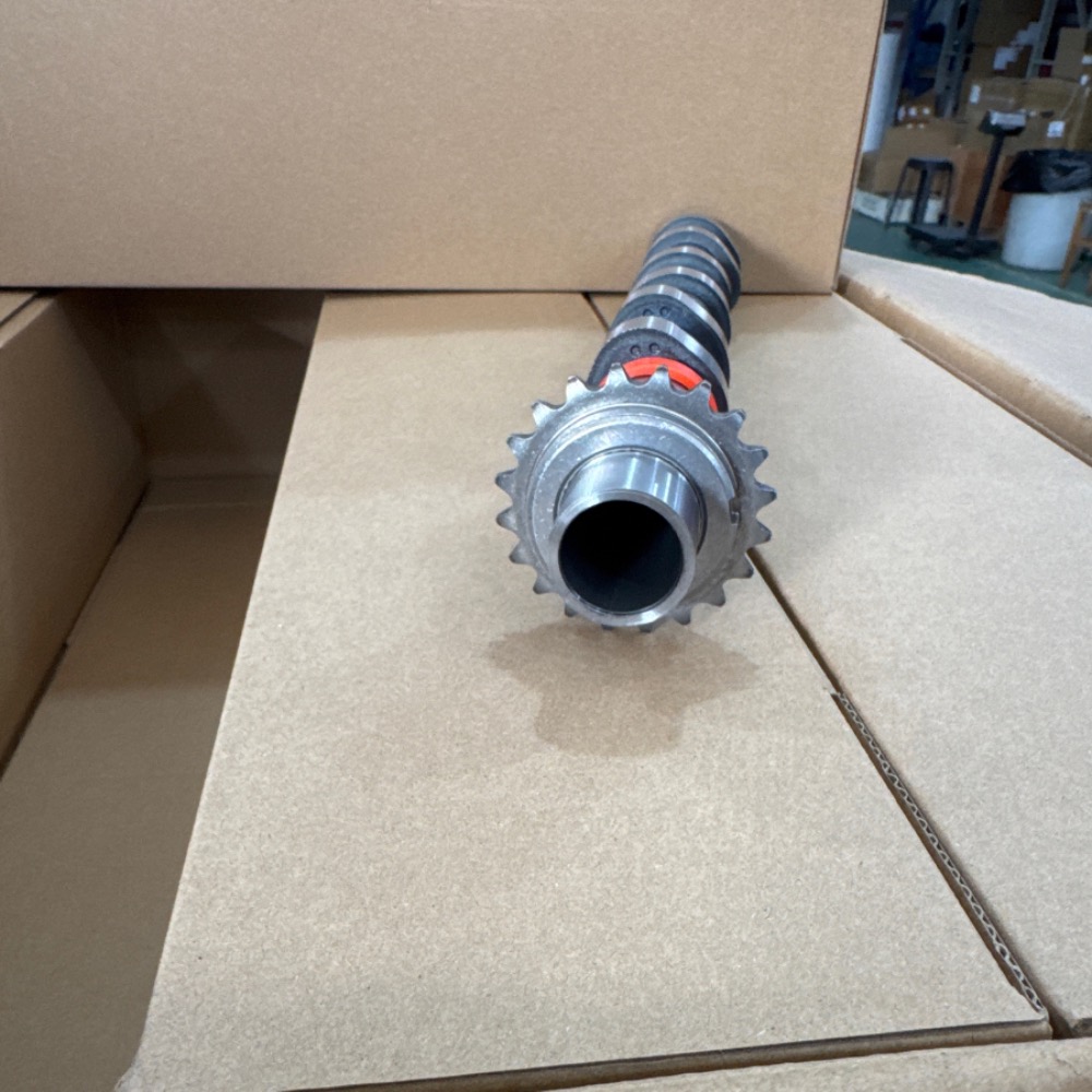 land-rover-3.0t-diesel-306dt-camshaft-lr057775-18