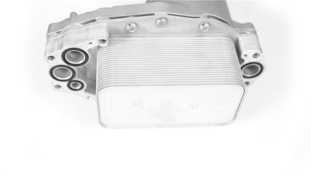 land-rover-3.0t-diesel-306dt-oil-filter-housing-lr013149-6