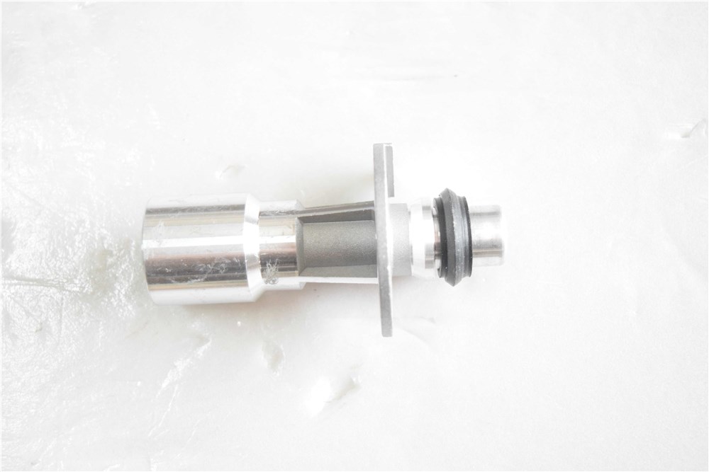 pipe LR028136 for Land Rover 306PS/508PS