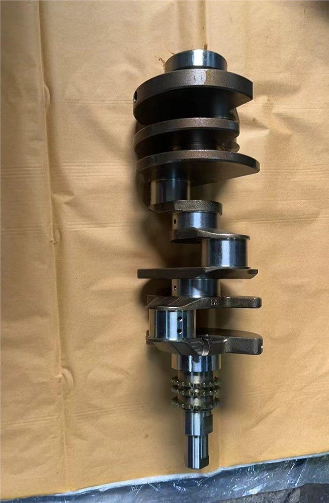 land-rover-4.4t-diesel-448dt-crankshaft-lr023496qz-8