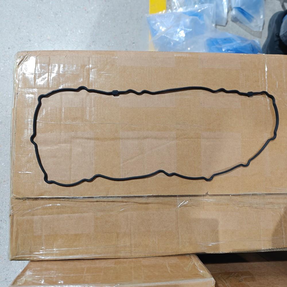 valve cover gasket LR007652 for Land Rover 428PS/448PN