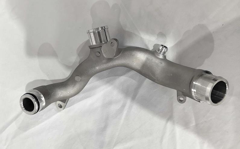 pipe LR186859 for Land Rover5.0T 508PS