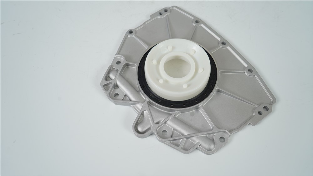 mercedes-642-crankshaft-rear-oil-seal-6420100214-1