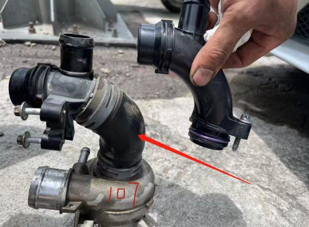 bomba-de-água-mercedes-benz-274-2742000207-10