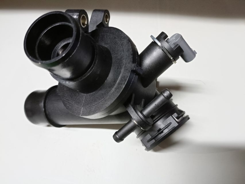 mercedes-benz-651-thermostat-a6512001500-2
